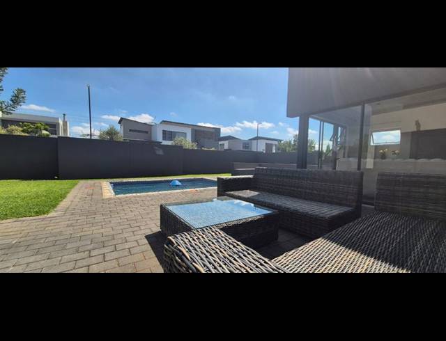 4 BEDROOM PROPERTY TO RENT IN MIDSTREAM RIDGE